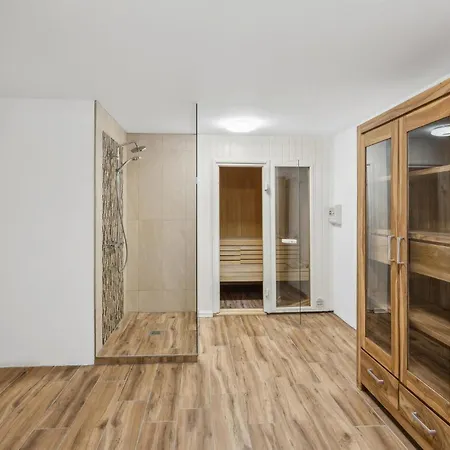 4 Bedroom Amazing Home In Dassendorf Dom wakacyjny *