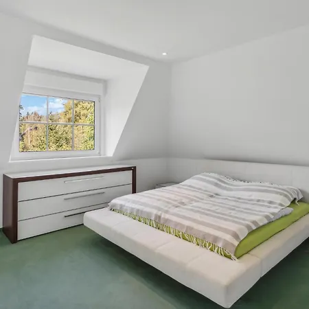 4 Bedroom Amazing Home In Dassendorf