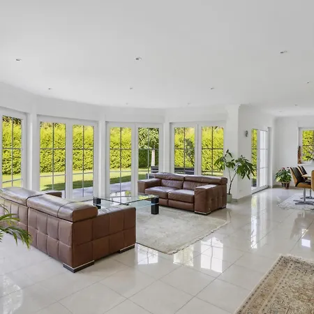 4 Bedroom Amazing In Dassendorf